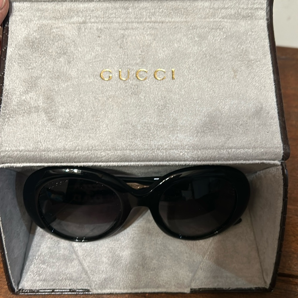 Gucci sunglasses the real deal not a knock off new never worn.